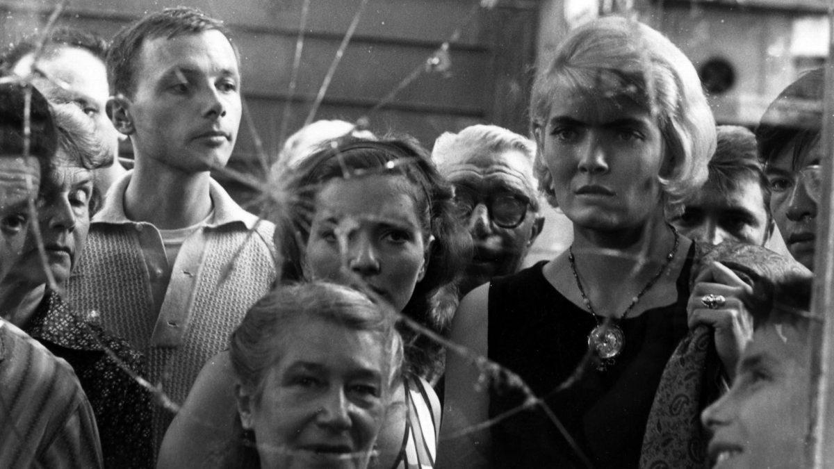 Image from the movie "Cléo from 5 to 7"