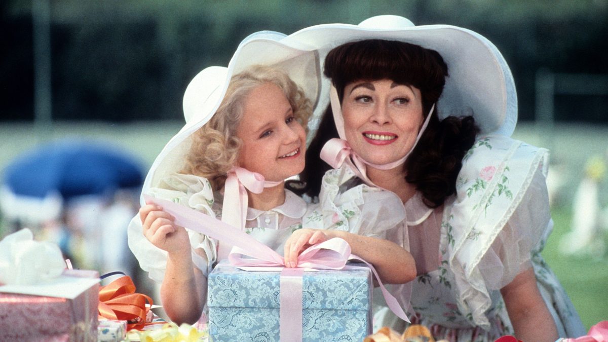 Image from the movie "Mommie Dearest"